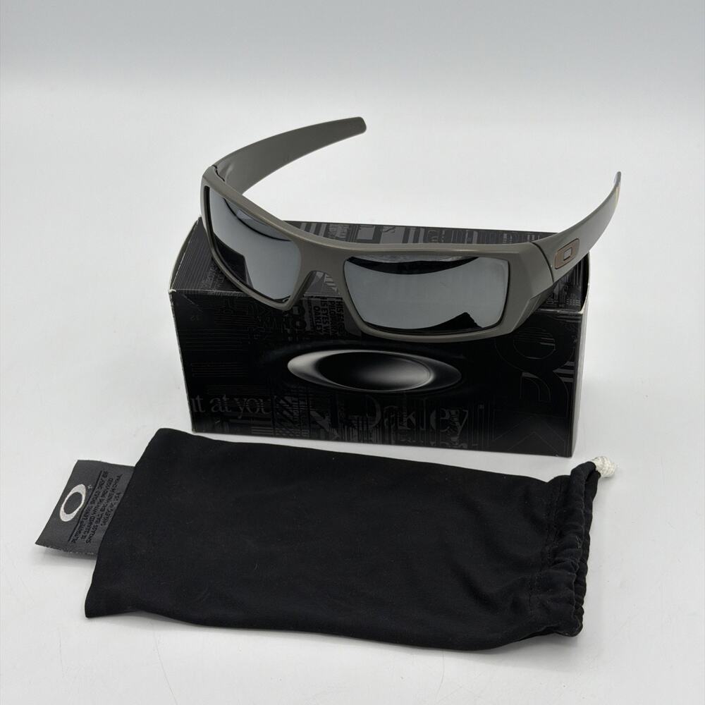 Oakley Gascan Sunglasses Polished Matte Onyx Black Iridium